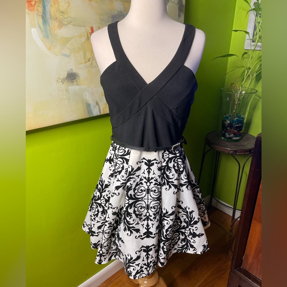 Beautiful dress !!!